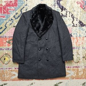 Casualcraft Wool Button Overcoat Mens 38R Double Breasted Heavyweight Coat USA